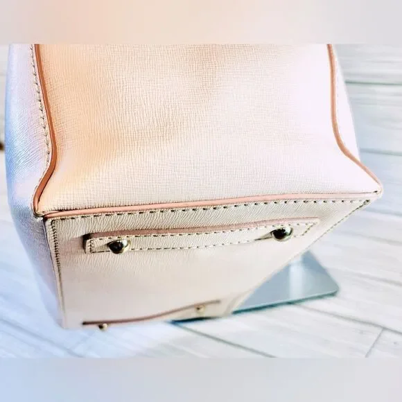 016- Dooney & Bourke Emerson Brynn, Ashby Blush Florentine Leather Hand Bag - Picture 6 of 13